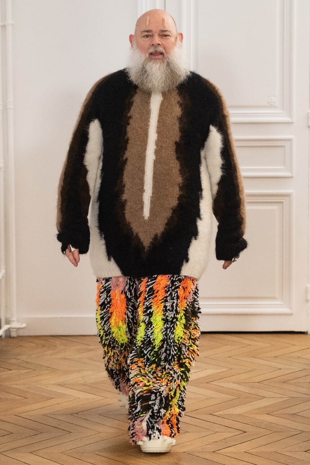 ウォルター ヴァン ベイレンドンク(Walter Van Beirendonck) 2024-25年秋冬ウィメンズ&メンズコレクション  - 写真65