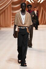 アミリ 2024年秋冬コレクション - クラシカルな佇まいに散りばめた華やぎ｜写真5