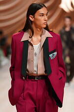 アミリ 2024年秋冬コレクション - クラシカルな佇まいに散りばめた華やぎ｜写真11