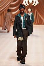 アミリ 2024年秋冬コレクション - クラシカルな佇まいに散りばめた華やぎ｜写真35