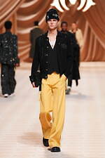 アミリ 2024年秋冬コレクション - クラシカルな佇まいに散りばめた華やぎ｜写真45