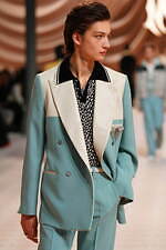 アミリ 2024年秋冬コレクション - クラシカルな佇まいに散りばめた華やぎ｜写真55