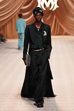 アミリ 2024年秋冬コレクション - クラシカルな佇まいに散りばめた華やぎ｜写真67