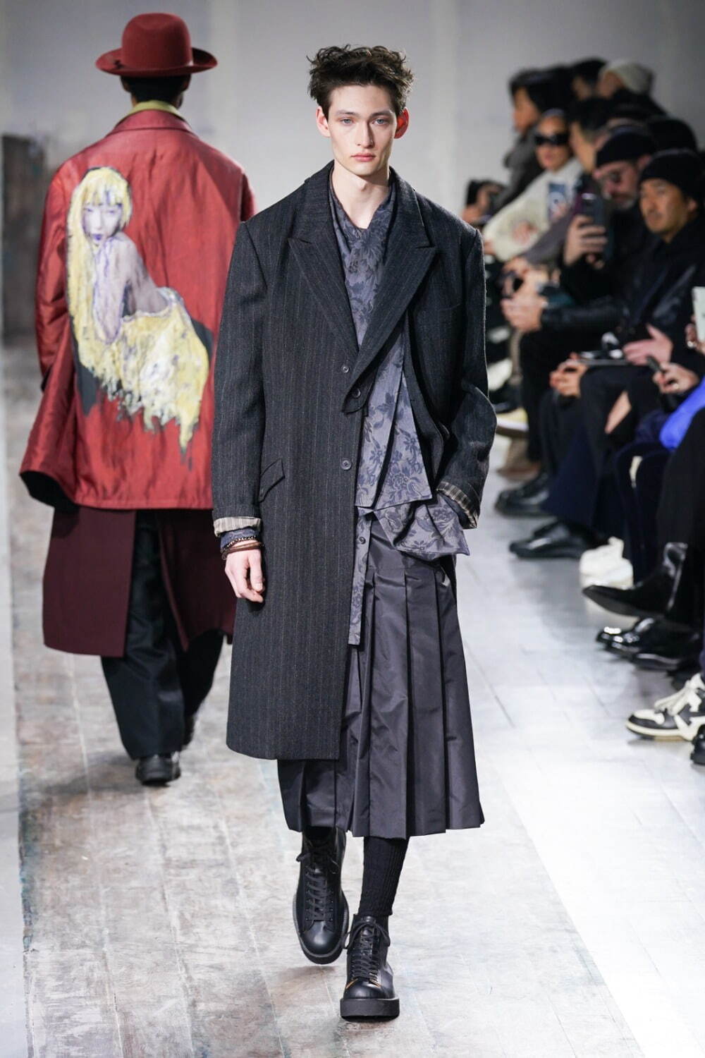 ヨウジヤマモト(Yohji Yamamoto) 2024-25年秋冬メンズコレクション  - 写真13