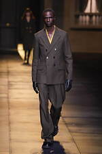 アミ 2024年秋冬コレクション - 温かみと華やぎを帯びたテーラリング｜写真2