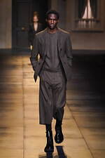 アミ 2024年秋冬コレクション - 温かみと華やぎを帯びたテーラリング｜写真5