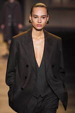 アミ 2024年秋冬コレクション - 温かみと華やぎを帯びたテーラリング｜写真7