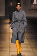 アミ 2024年秋冬コレクション - 温かみと華やぎを帯びたテーラリング｜写真9