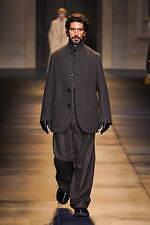 アミ 2024年秋冬コレクション - 温かみと華やぎを帯びたテーラリング｜写真12