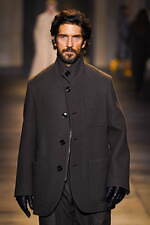 アミ 2024年秋冬コレクション - 温かみと華やぎを帯びたテーラリング｜写真13