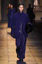 アミ 2024年秋冬コレクション - 温かみと華やぎを帯びたテーラリング｜写真52