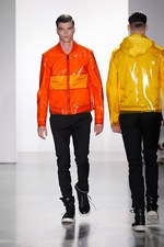 カルバン・クライン コレクション2015年春夏メンズ - 透け感やレイヤリングを重視｜写真30
