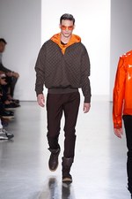 カルバン・クライン コレクション2015年春夏メンズ - 透け感やレイヤリングを重視｜写真31