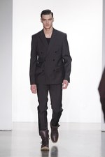 カルバン・クライン コレクション2015年春夏メンズ - 透け感やレイヤリングを重視｜写真43