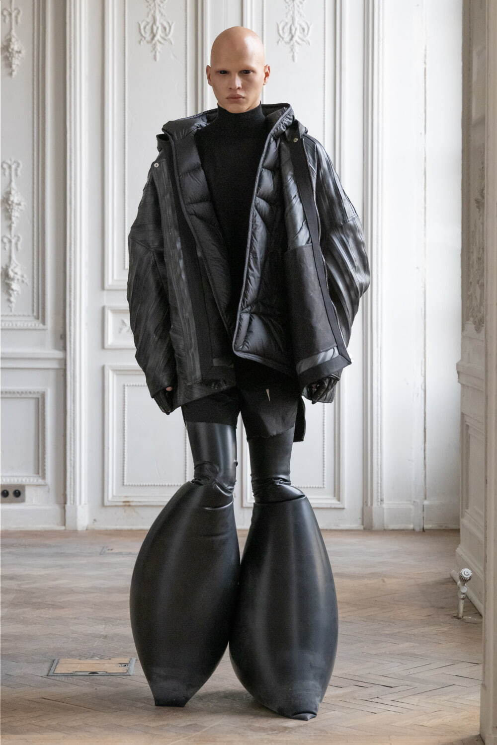 リック・オウエンス(Rick Owens) 2024-25年秋冬メンズコレクション  - 写真36