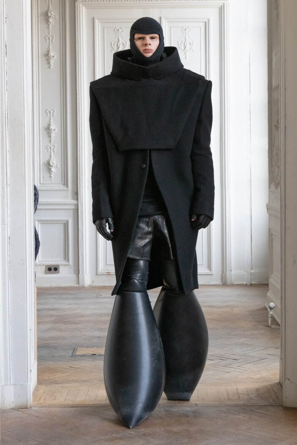 リック・オウエンス(Rick Owens) 2024-25年秋冬メンズコレクション  - 写真39