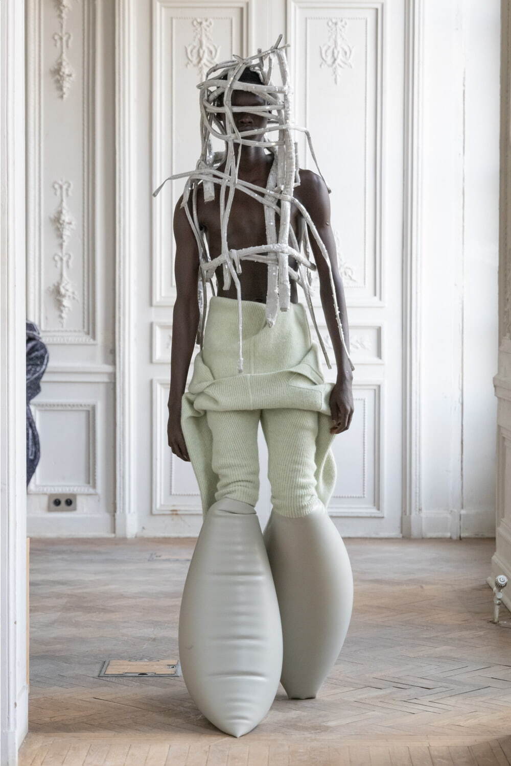 リック・オウエンス(Rick Owens) 2024-25年秋冬メンズコレクション  - 写真45