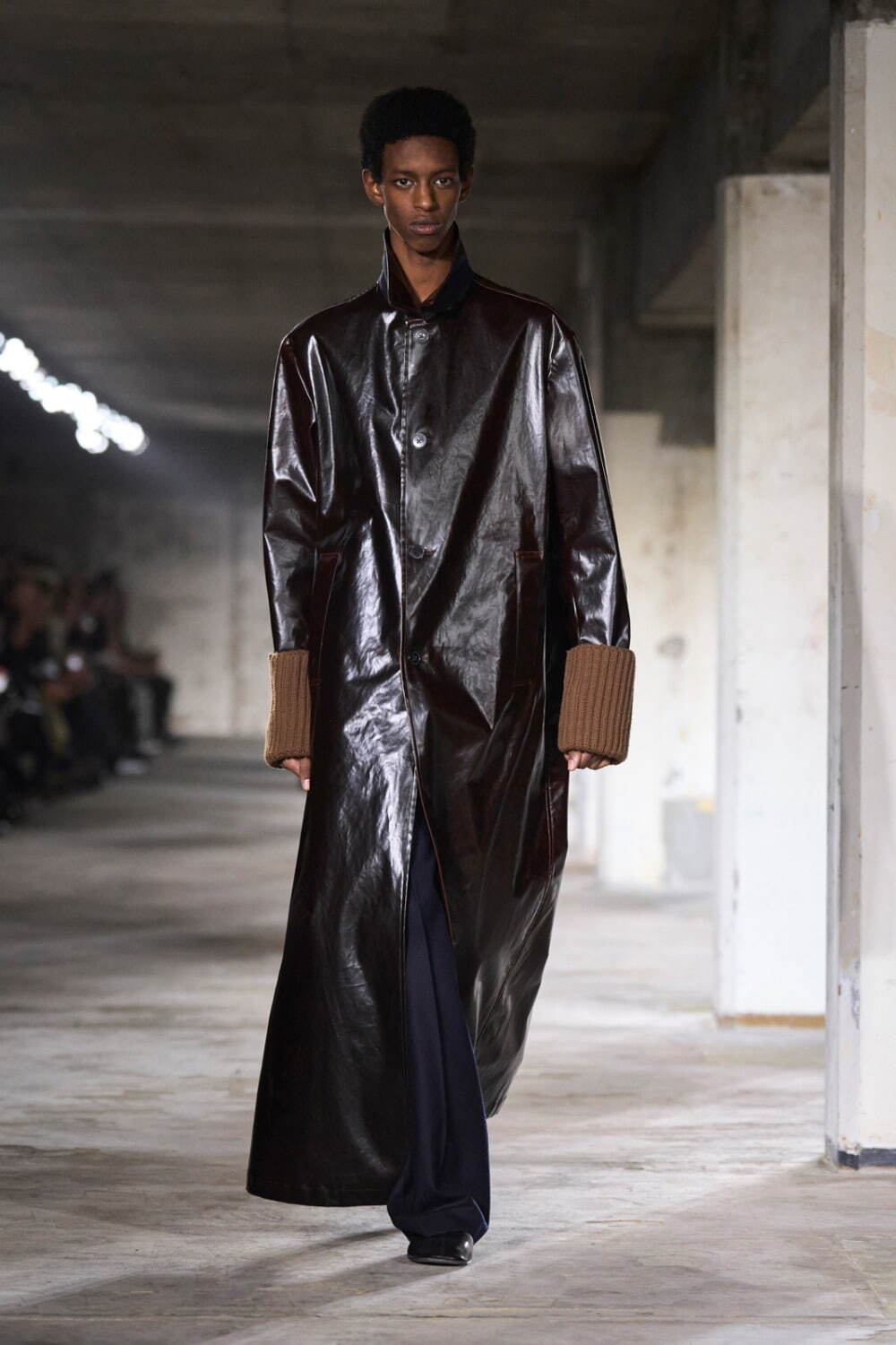 ドリス ヴァン ノッテン(DRIES VAN NOTEN) 2024-25年秋冬メンズコレクション  - 写真13