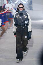 メゾン ミハラヤスヒロ 2024年秋冬コレクション - 都市の廃墟、ダイナミックな足取り｜写真40