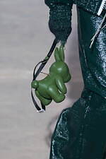 メゾン ミハラヤスヒロ 2024年秋冬コレクション - 都市の廃墟、ダイナミックな足取り｜写真58