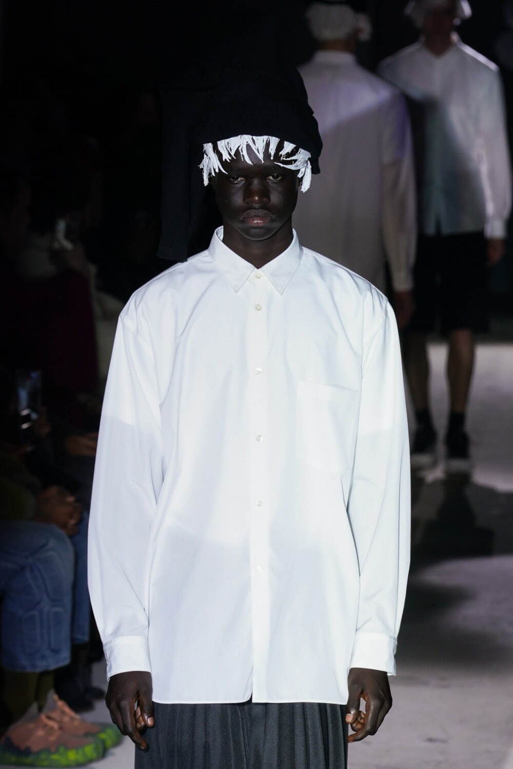 コム デ ギャルソン・オム プリュス(COMME des GARÇONS HOMME PLUS) 2024-25年秋冬メンズコレクション  - 写真29