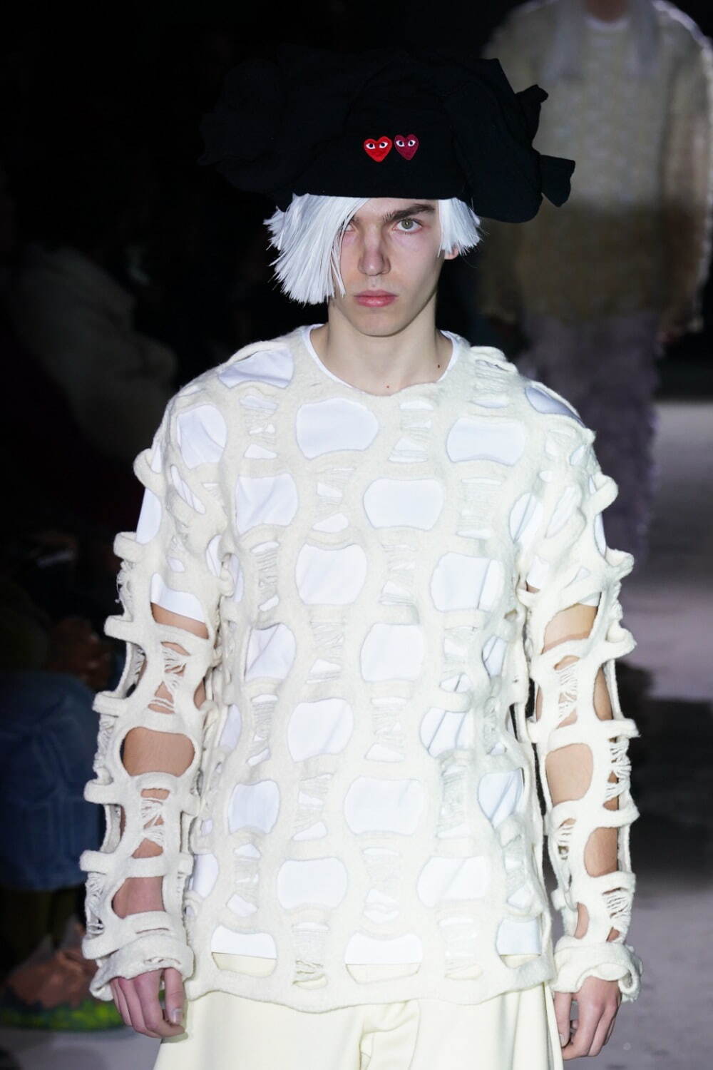 コム デ ギャルソン・オム プリュス(COMME des GARÇONS HOMME PLUS) 2024-25年秋冬メンズコレクション  - 写真32