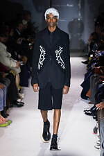 コム デ ギャルソン・オム プリュス 2024年秋冬コレクション - 理性の解剖学｜写真16