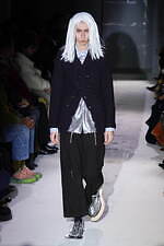 コム デ ギャルソン・オム プリュス 2024年秋冬コレクション - 理性の解剖学｜写真44