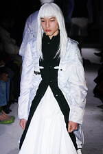 コム デ ギャルソン・オム プリュス 2024年秋冬コレクション - 理性の解剖学｜写真77