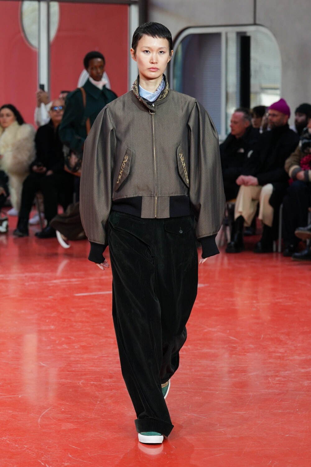 カラー 2024-25年秋冬<span>コレクション</span> - 写真25