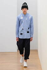 コム デ ギャルソン・シャツ 2024年秋冬メンズコレクション - 色彩の自由な律動｜写真8