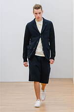 コム デ ギャルソン・シャツ 2024年秋冬メンズコレクション - 色彩の自由な律動｜写真28