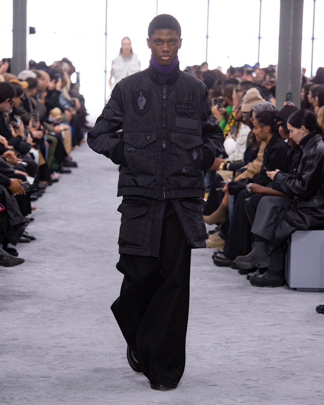 サカイ(sacai) 2024-25年秋冬ウィメンズ&メンズコレクション  - 写真2