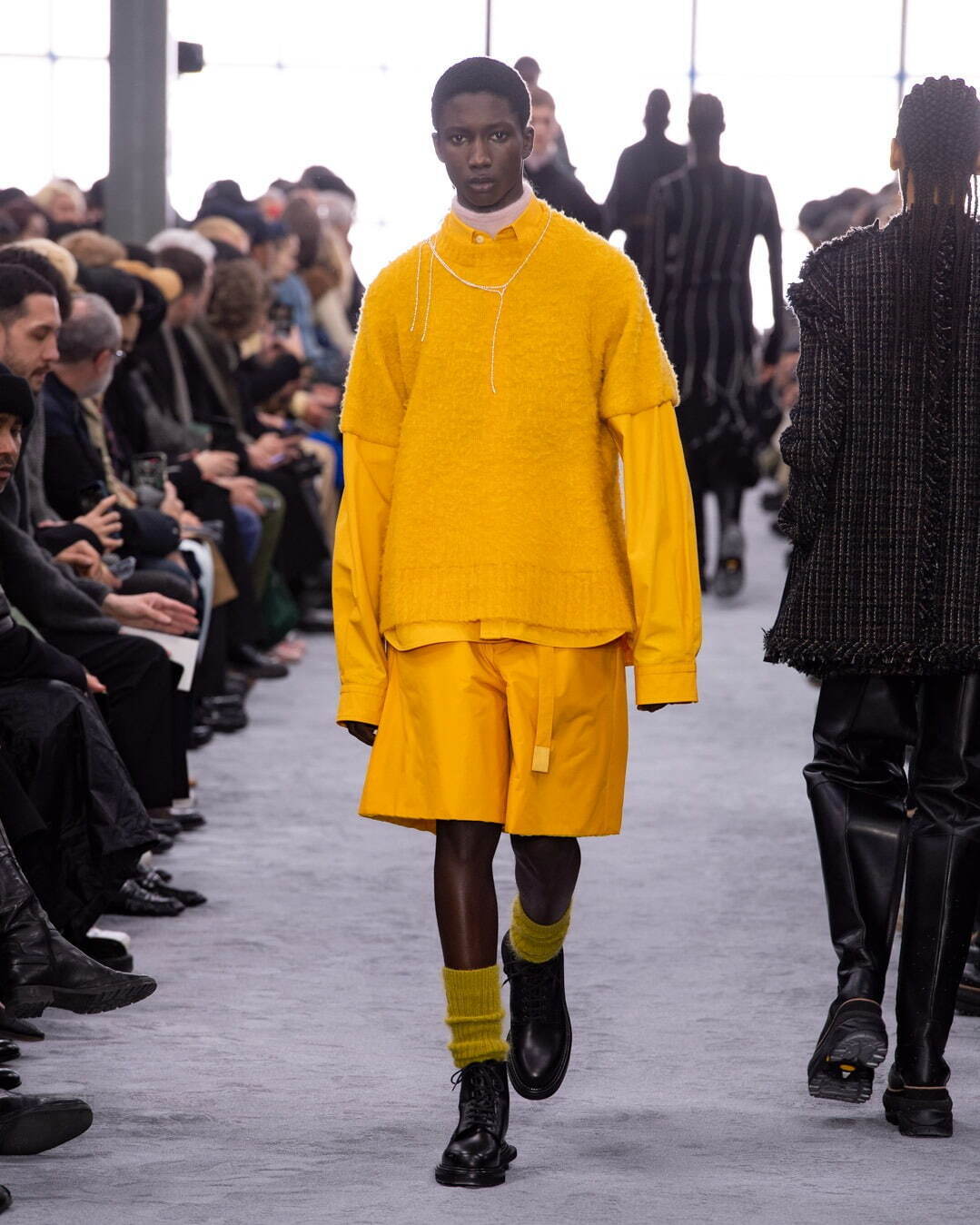 サカイ(sacai) 2024-25年秋冬ウィメンズ&メンズコレクション