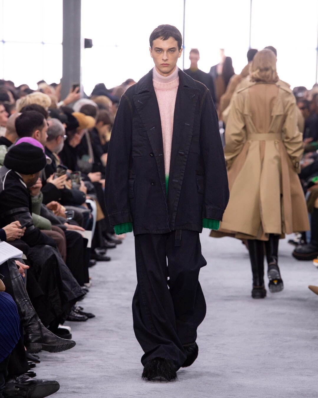 サカイ(sacai) 2024-25年秋冬ウィメンズ&メンズコレクション