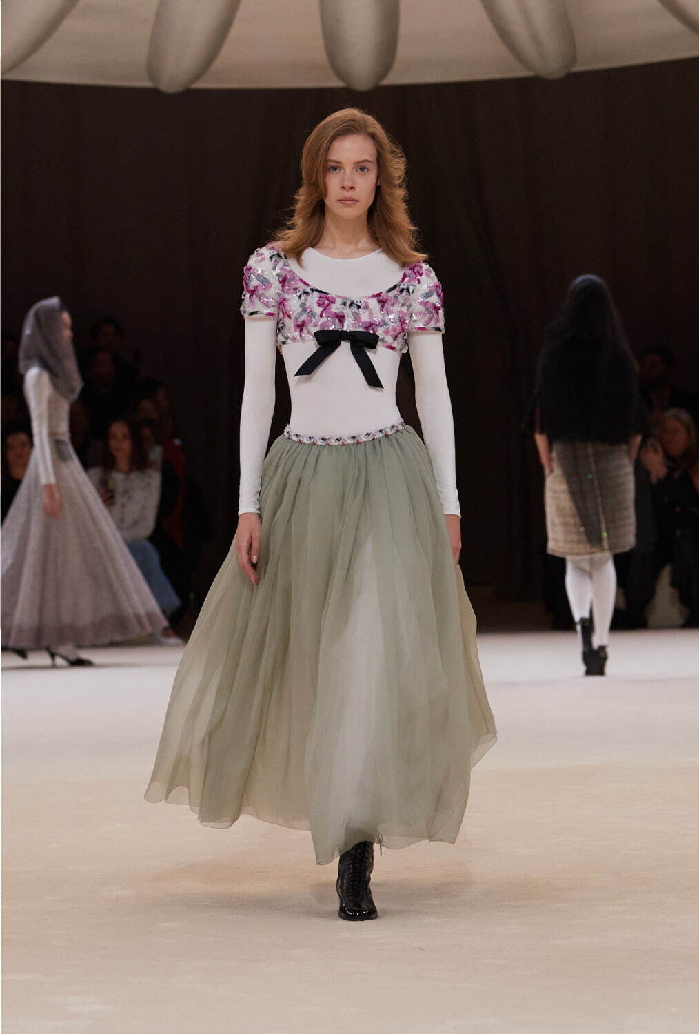 シャネル オートクチュール(CHANEL Haute Couture) 2024年春夏ウィメンズコレクション  - 写真29