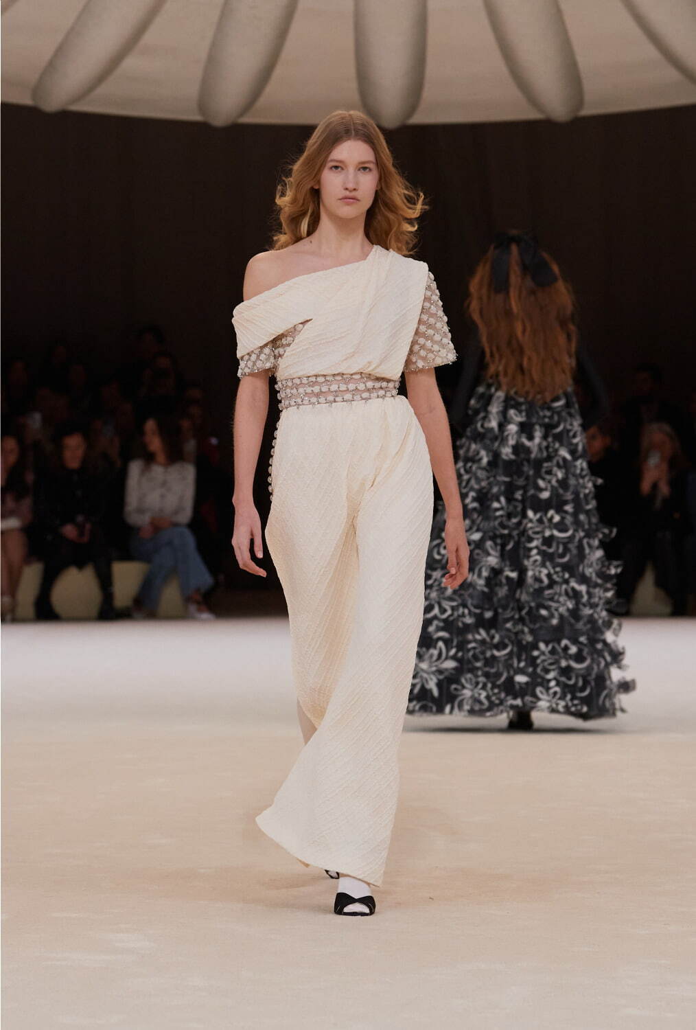 シャネル オートクチュール(CHANEL Haute Couture) 2024年春夏ウィメンズコレクション  - 写真43