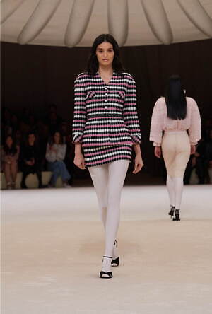 シャネル オートクチュール(CHANEL Haute Couture) 2024年春夏ウィメンズコレクション  - 写真20