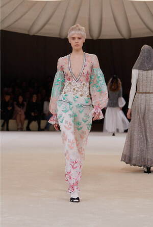シャネル オートクチュール(CHANEL Haute Couture) 2024年春夏ウィメンズコレクション  - 写真31