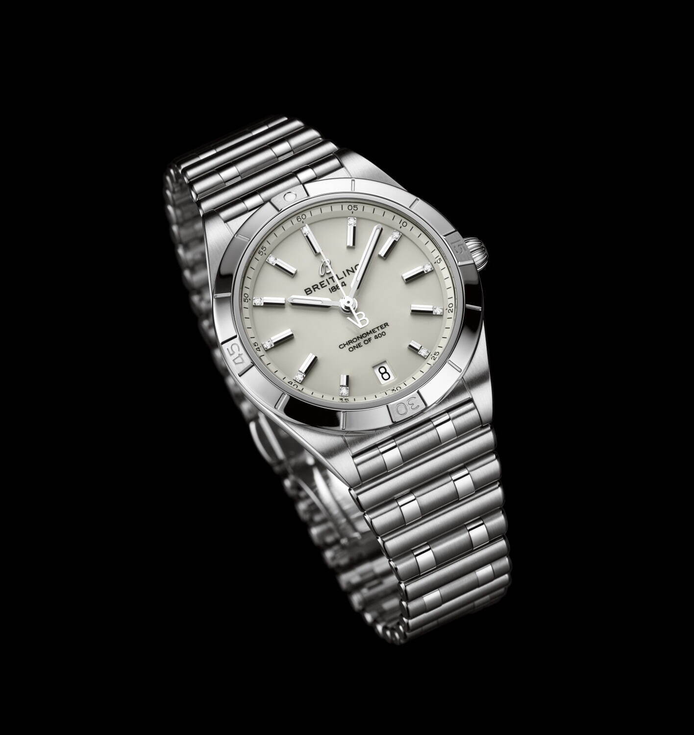 ブライトリング×ヴィクトリア・ベッカムの腕時計「クロノマット」“ペパーミント”ダイヤルなど全6色｜写真8