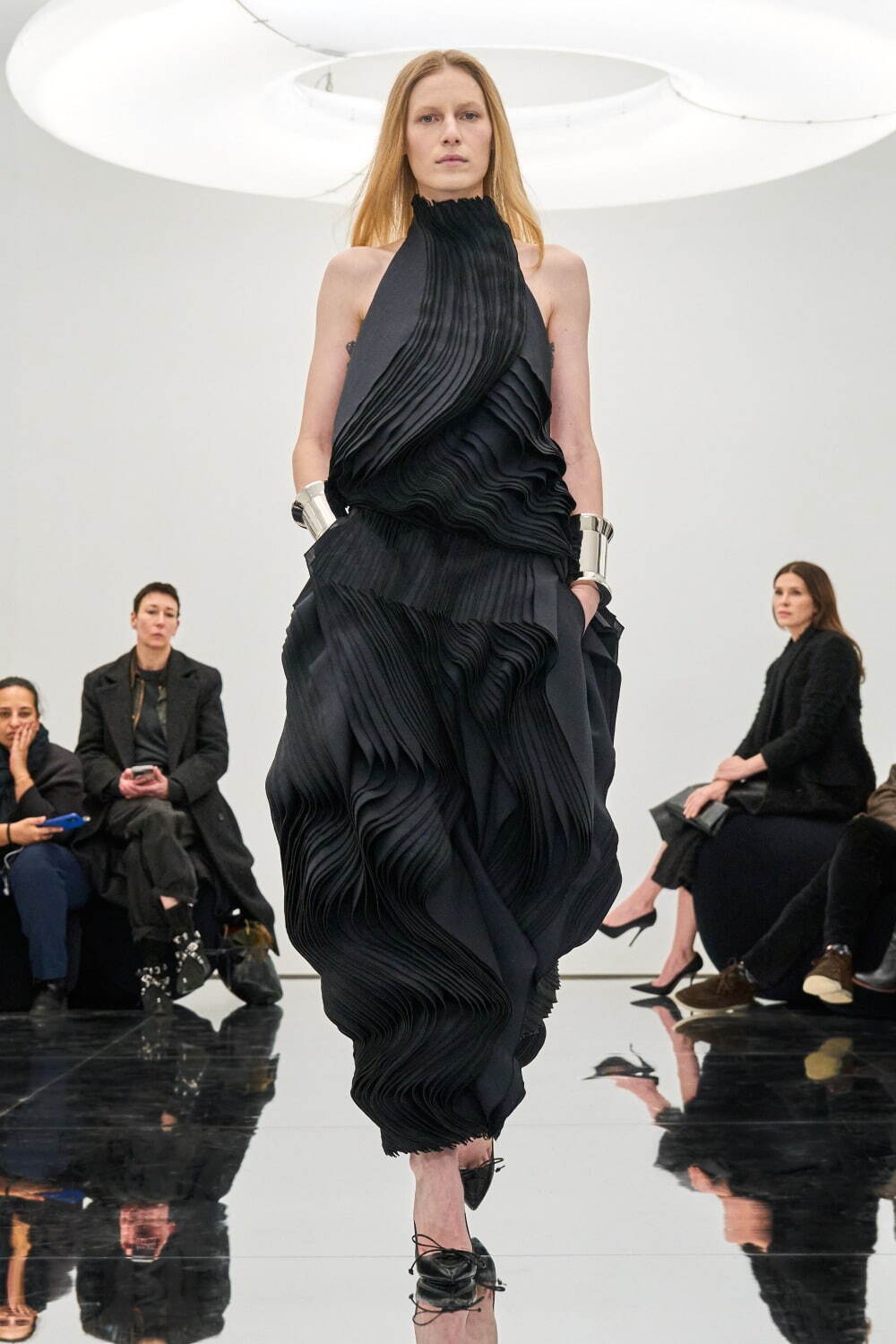 アライア(ALAÏA) 2024年夏ウィメンズコレクション  - 写真43