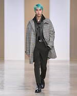 エルメス 2024年秋冬メンズコレクション - 重厚さに響きわたる軽やかさ｜写真18