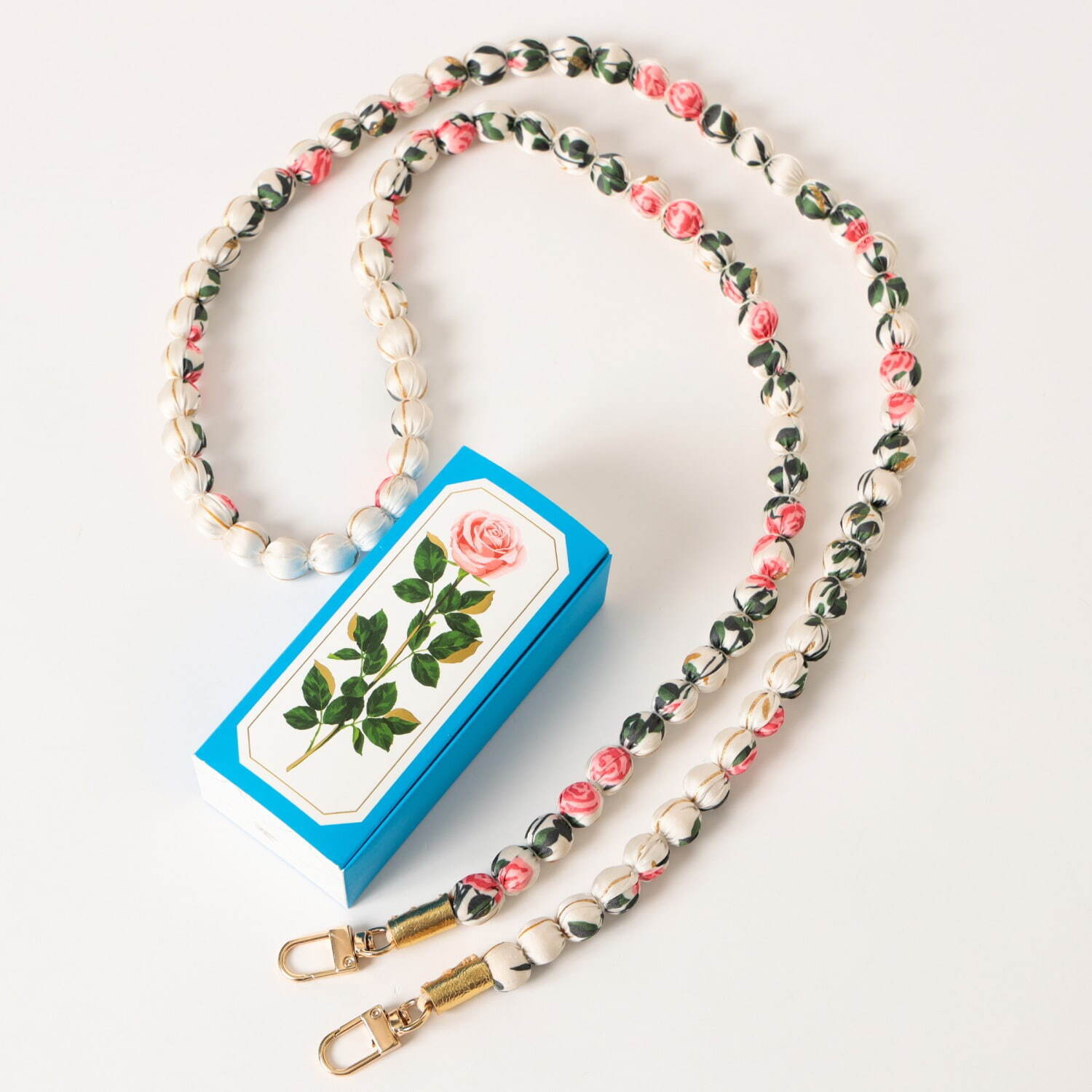 ビームス クチュール×ルル メリー“花＆スワン”刺繍入り