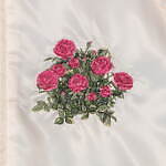 ビームス クチュール×ルル メリー“花＆スワン”刺繍入りスカジャンや新色グリーンのスマホショルダー｜写真5