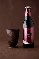 “飲みながら食べられる”チョコグラス＆濃厚チョコビールのセット、サンクトガーレンから｜写真1