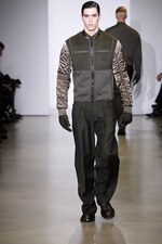カルバン・クライン コレクション 2014-15年メンズ - ワークスタイルには贅沢さと男らしさを｜写真3