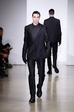 カルバン・クライン コレクション 2014-15年メンズ - ワークスタイルには贅沢さと男らしさを｜写真42