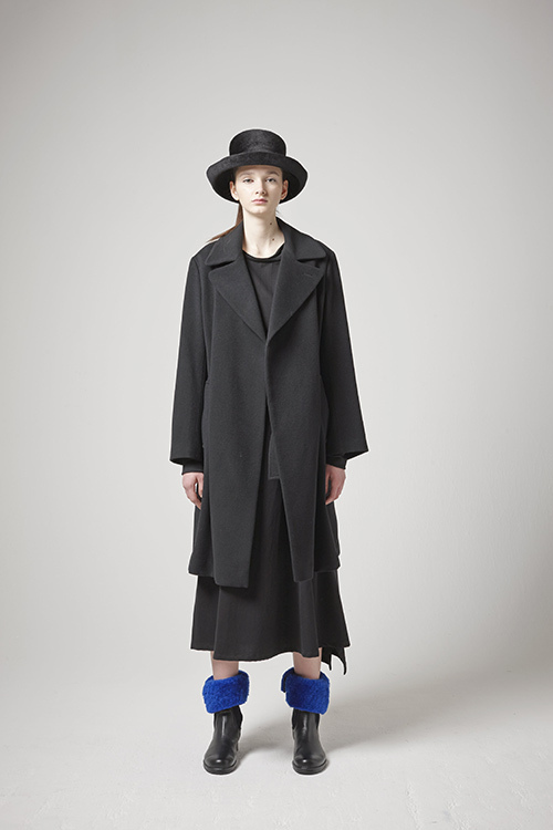 ヨウジヤマモト プリュス ノアール(YOHJI YAMAMOTO +NOIR) 2014-15年秋冬ウィメンズコレクション  - 写真15