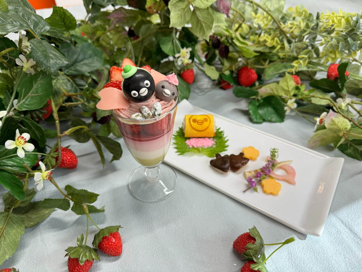 「Suicaのペンギン」の苺スイーツビュッフェ、東京・池袋ホテルメトロポリタンで｜写真8