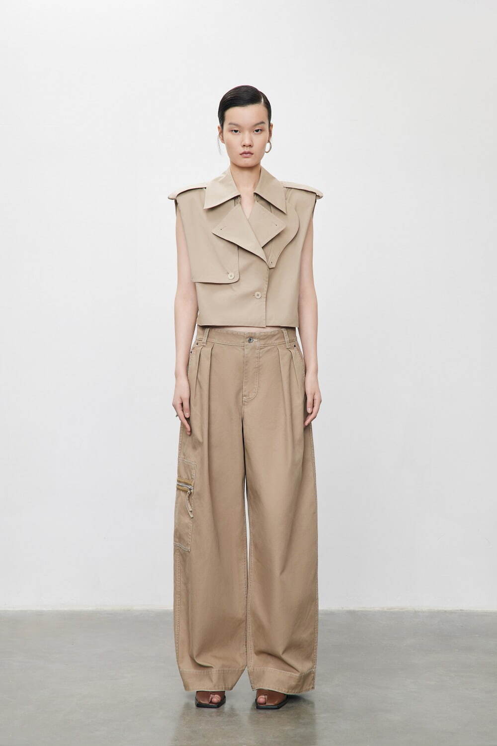 ジェイエヌビーワイ(JNBY) 2024年春夏ウィメンズコレクション  - 写真15